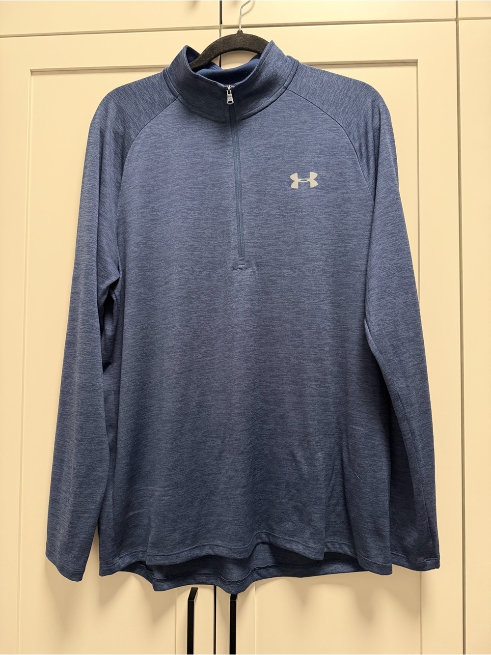 Under Armour Men’s Heathered Blue 1/4 Zip Performance Pullover